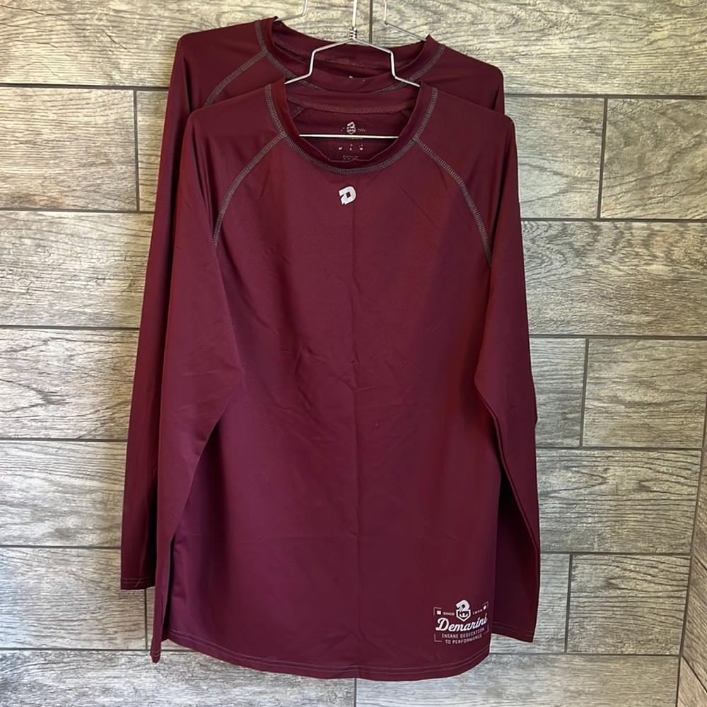 2 Pack Demarini Long Sleeve Tees, Men’s Medium, Burgundy